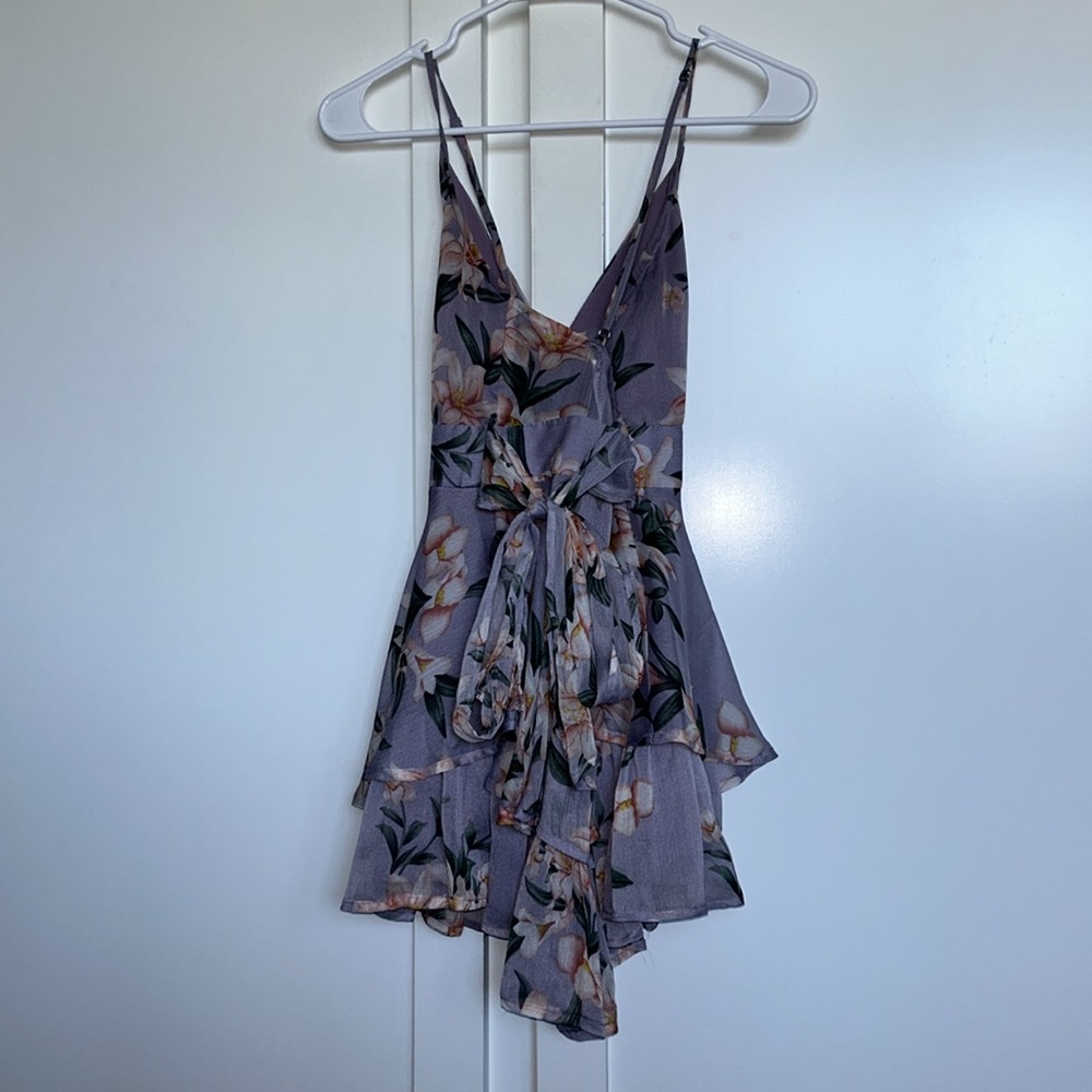 Floral romper! - Picture 4 of 11